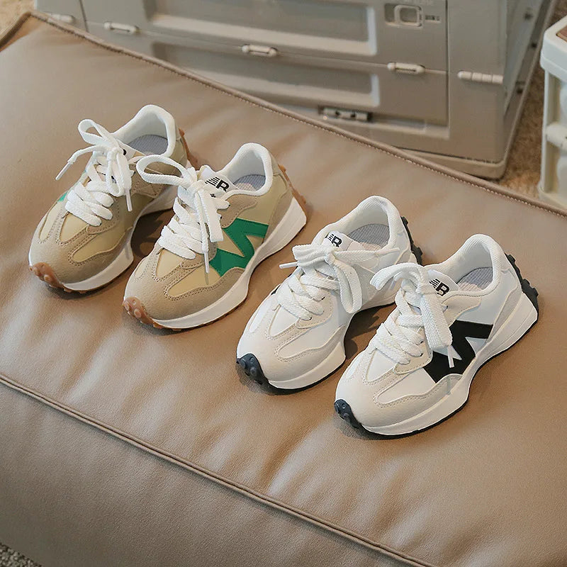 Bequeme Kinder Laufschuhe für Jungen und Mädchen, Frühling Sneaker mit weichem Fußgewölbe-Unterstützung