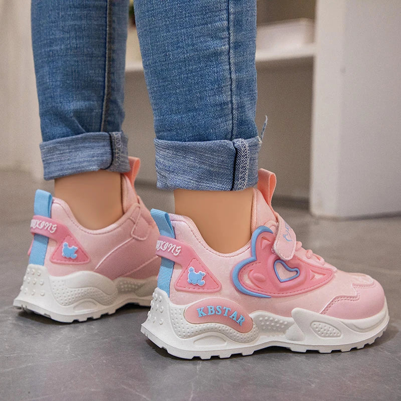 Modische Laufschuhe für Mädchen, Rosa Turnschuhe mit Herz-Design