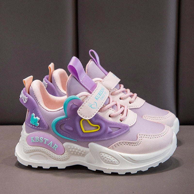 Modische Laufschuhe für Mädchen, Rosa Turnschuhe mit Herz-Design