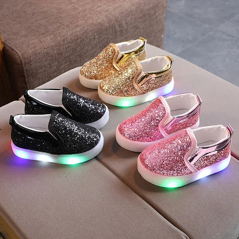 Leichte Sneaker für Mädchen und Jungen, Sportliche Kinder-Turnschuhe mit Leuchteffekten