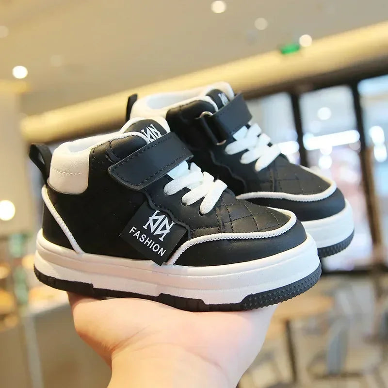 Neue 2024 Mode Kinder Turnschuhe, Rutschfeste und Robuste Freizeit Sportschuhe für Jungen und Mädchen