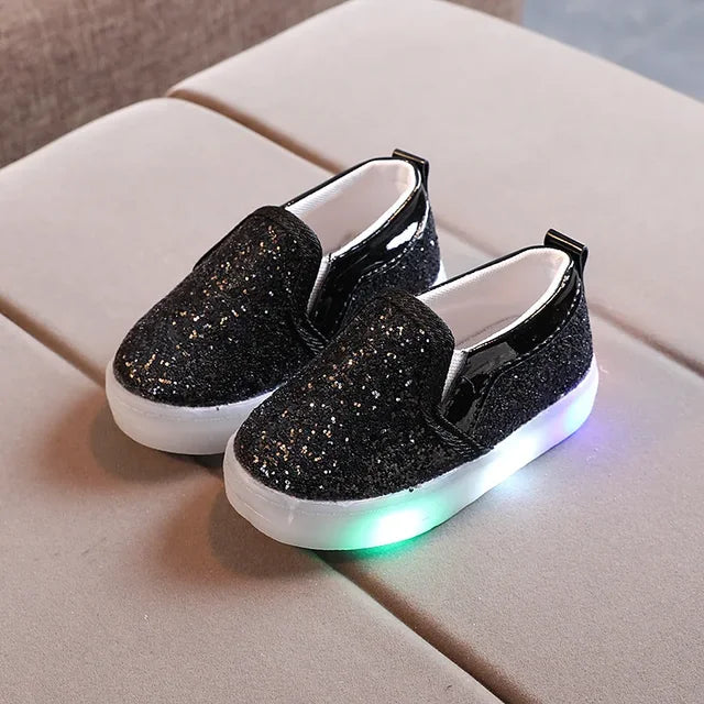 Leichte Sneaker für Mädchen und Jungen, Sportliche Kinder-Turnschuhe mit Leuchteffekten