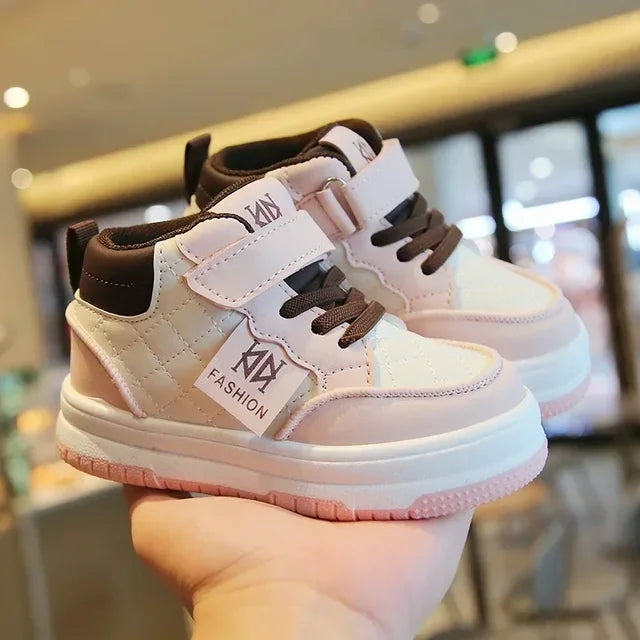 Neue 2024 Mode Kinder Turnschuhe, Rutschfeste und Robuste Freizeit Sportschuhe für Jungen und Mädchen